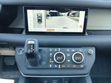 Land Rover Defender 110 SE N1 3.0D I6 200 CV AWD Auto — photo 15