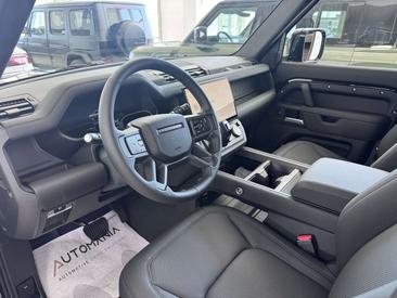 Land Rover Defender 110 D200 AWD Auto X-Dynamic SE — photo 8