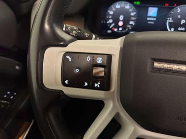 Land Rover Defender 110 X-Dynamic SE AWD Auto. 3.0D I6 200 — photo 27