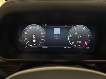 Land Rover Defender 110 X-Dynamic SE AWD Auto. 3.0D I6 200 — photo 28