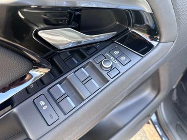 Land Rover Range Rover Evoque 1.5 P300e AWD FACELIFT/ Panorama / Adapt.Cruise / Gris — photo 4