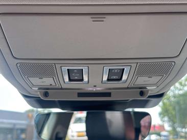 Land Rover Range Rover Evoque 1.5 P300e AWD FACELIFT/ Panorama / Adapt.Cruise / Gris — photo 15