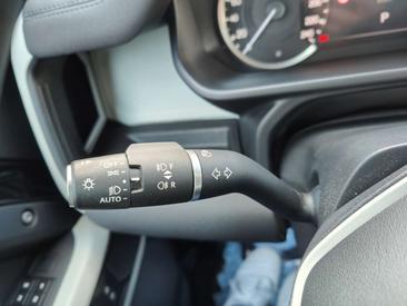 Land Rover Defender 90 D250 TOIT OUVRANT CARPLAY CAMERA 360 CUIR Noir — photo 21