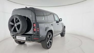 Land Rover Defender 110 X-Dynamic SE Awd 3.0d I6 Mhev 300cv Auto — photo 2