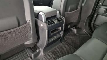 Land Rover Defender 110 X-Dynamic SE Awd 3.0d I6 Mhev 300cv Auto — photo 19
