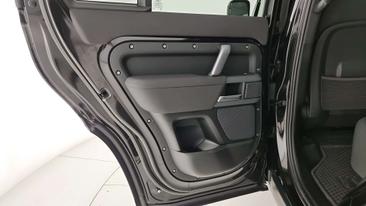 Land Rover Defender 110 X-Dynamic SE Awd 3.0d I6 Mhev 300cv Auto — photo 21