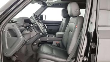 Land Rover Defender 110 X-Dynamic SE Awd 3.0d I6 Mhev 300cv Auto — photo 23