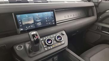 Land Rover Defender 110 X-Dynamic SE Awd 3.0d I6 Mhev 300cv Auto — photo 24