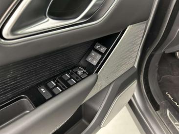 Land Rover Range Rover Velar R-Dynamic HSE Pano-dak/Massage 2.0 P250 Turbo AWD — photo 10
