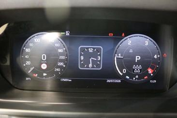 Land Rover Defender 110 X-Dynamic SE 7 POSTI 3.0D I6 250 CV AWD — photo 15