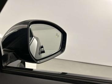 Land Rover Range Rover Velar R-Dynamic HSE Pano-dak/Massage 2.0 P250 Turbo AWD — photo 33