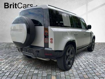 Land Rover Defender 110 D250 X-Dynamic SE MY26 360-CAM ACC — photo 4