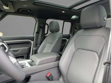 Land Rover Defender 110 D250 X-Dynamic SE MY26 360-CAM ACC — photo 7