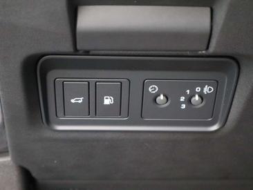 Land Rover Range Rover Evoque 1.5 P270e PHEV AWD S Edition — photo 23