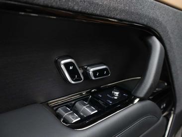 Land Rover Range Rover Sport Autobiography 3.0 P550e PHEV — photo 28