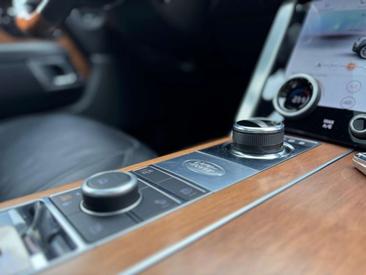 Land Rover Range Rover Autobiography 4WD Aut. 4.4D SDV8 — photo 18