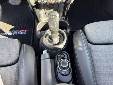 Mini Hatch Cooper S — photo 17