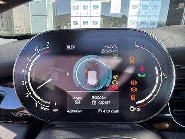 Mini Hatch Cooper S — photo 37