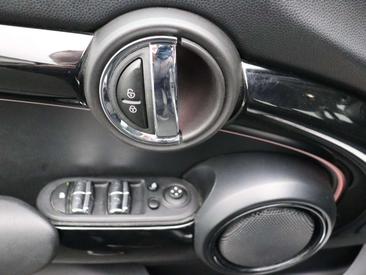 Mini 5 Portes Cooper D — photo 9
