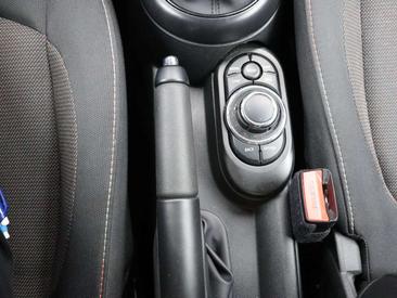Mini 5 Portes Cooper D — photo 14