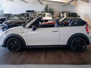 Mini Cabrio Sport Cooper S — photo 5