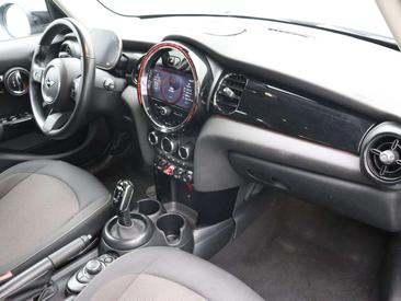 Mini 5 Portes Cooper D — photo 19
