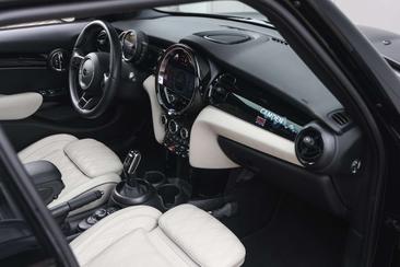 Mini Hatch Camden Cooper — photo 9
