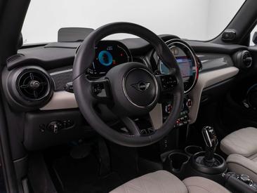 Mini Cabrio Yours Cooper S — photo 20