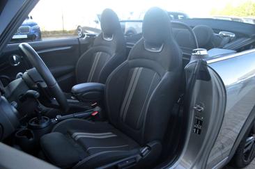Mini Cabrio John Cooper Works — photo 6