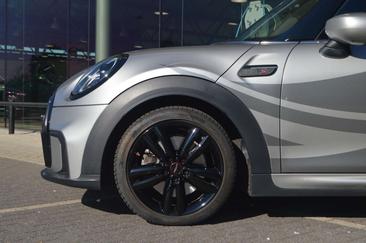 Mini Cabrio John Cooper Works — photo 9