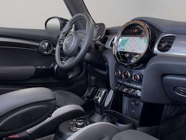 Mini Cabrio John Cooper Works — photo 11