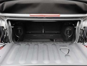 Mini Cabrio John Cooper Works — photo 10