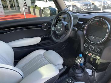 Mini Cabrio COOPER S — photo 9