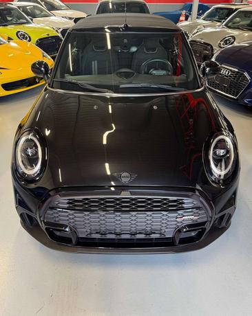 Mini Cabrio JCW Cooper — photo 3