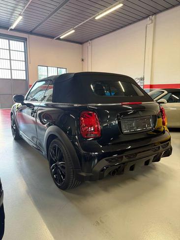 Mini Cabrio JCW Cooper — photo 4