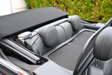 Mini Cabrio Classic Cooper — photo 36
