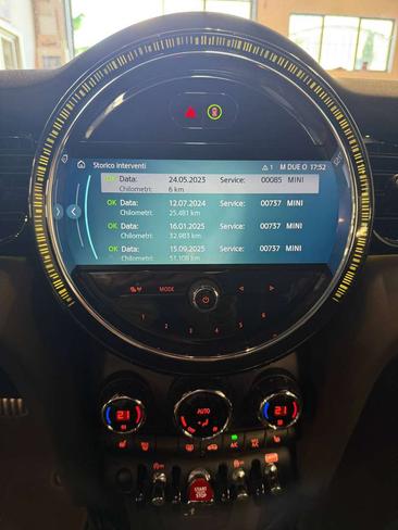 Mini Cabrio JCW Cooper — photo 20