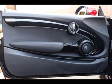 Mini Cabrio John Cooper Works — photo 10
