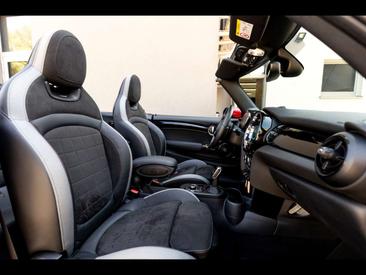 Mini Cabrio John Cooper Works — photo 15