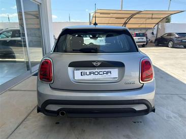 Mini 5 Portes Essential Cooper E — photo 2
