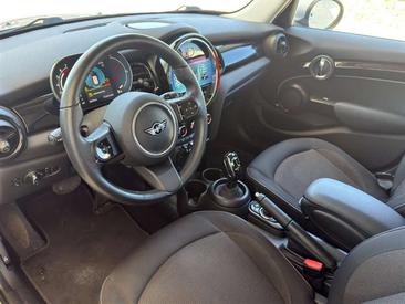 Mini 5 Portes Essential Cooper E — photo 7