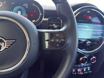 Mini 5 Portes Essential Cooper E — photo 11