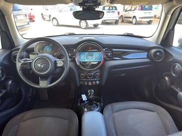 Mini 5 Portes Essential Cooper E — photo 14