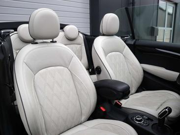 Mini Cabrio COOPER S — photo 10
