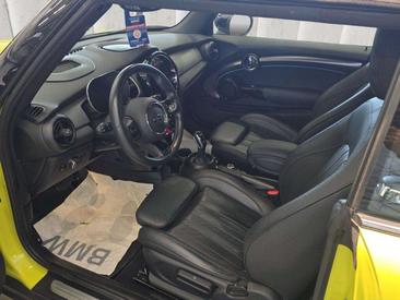 Mini Cabrio COOPER S — photo 7