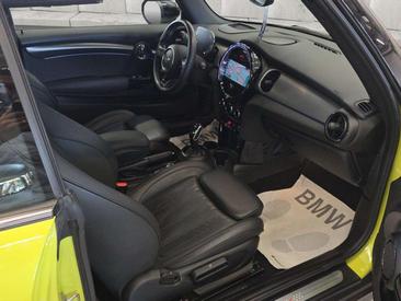 Mini Cabrio COOPER S — photo 8