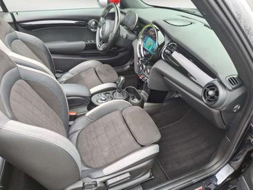 Mini Cabrio John Cooper Works — photo 8
