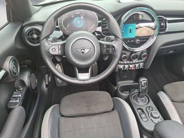 Mini Cabrio John Cooper Works — photo 10