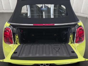 Mini Cabrio COOPER S — photo 16