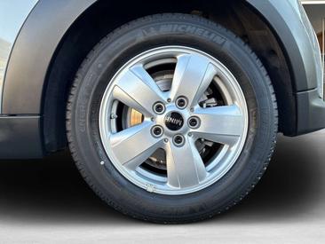 Mini Cabrio COOPER — photo 17